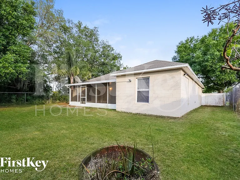 468 Dove Dr — Photo 15