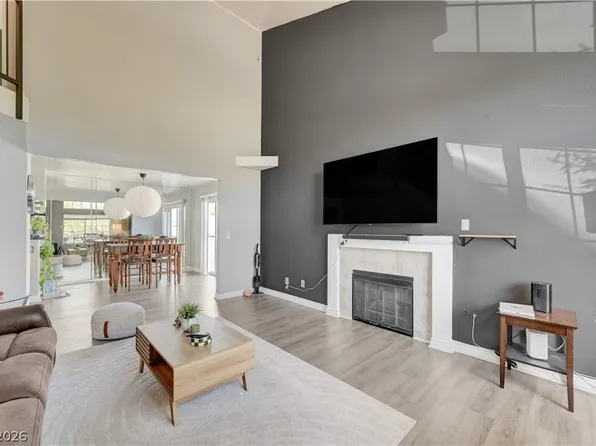 8012 Delbonita Ave, Las Vegas, NV 89147