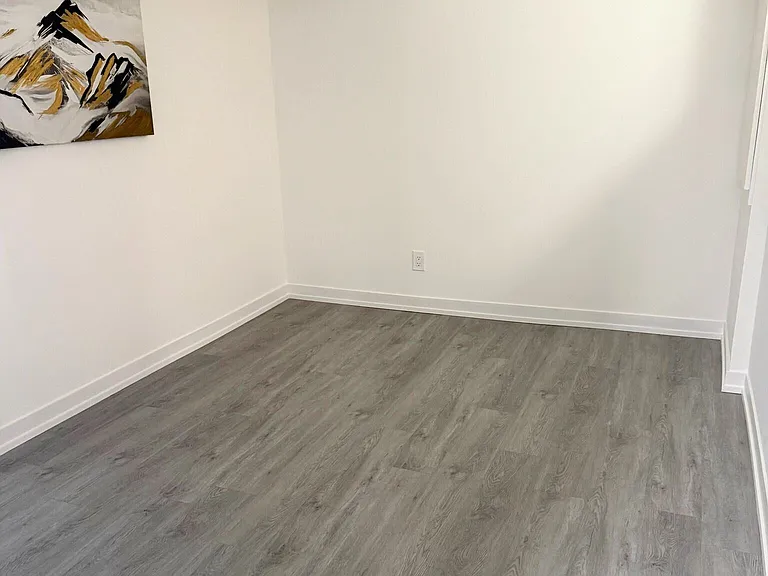 1190 Dovercourt Rd #BSMNT — Photo 10