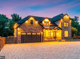 1226 Norwalk Rd, Philadelphia, PA 19115