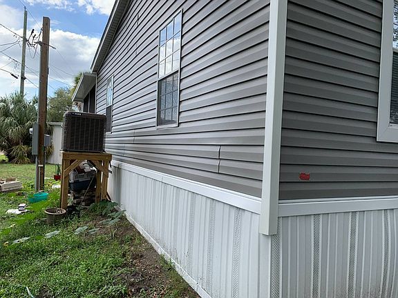 3rd image of 134 Rodney Ln