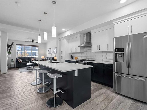 2nd image of 37 NE Legacy Glen Point SE