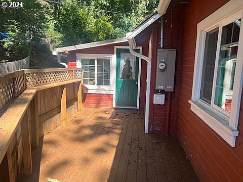 5th image of 90988 Angels Flight Rd