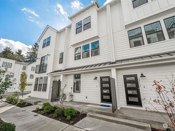 12664 121st Street Ct E #117, Puyallup, WA 98374