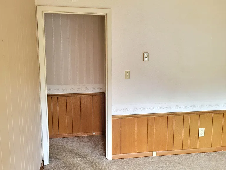 735 W Philadelphia Ave — Photo 23