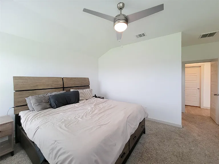 7919 Grey Wolfe Ln — Photo 16
