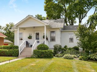 926 Childs St, Wheaton, IL 60187