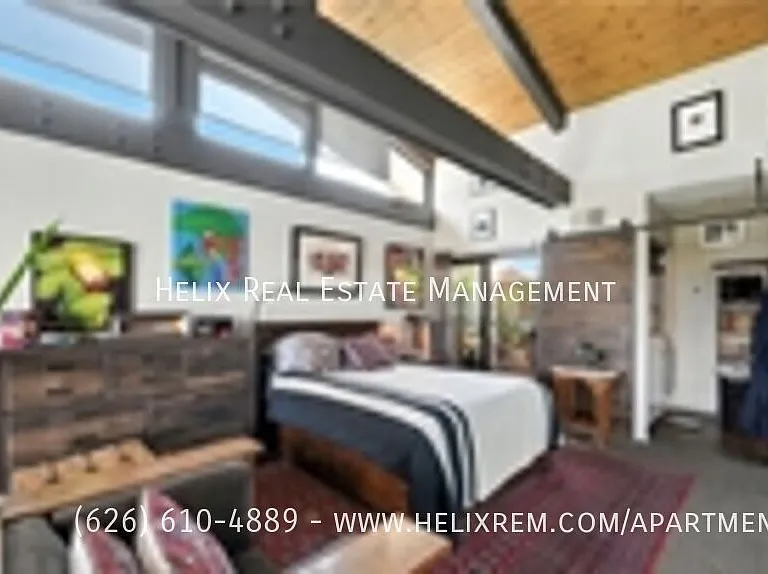 7322 Marina Pacifica Dr N — Photo 30