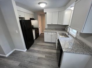 9 Cub Cir #12, Amherst, NH 03031