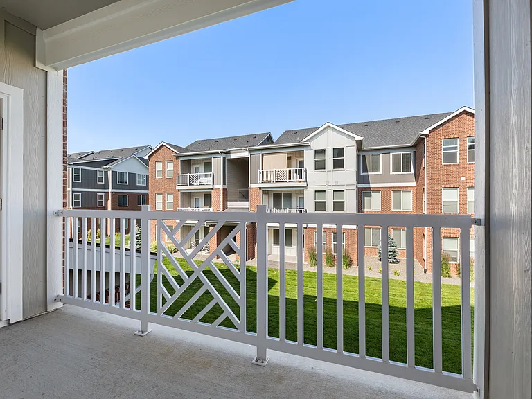 The Farmstead Apartments — Photo 14