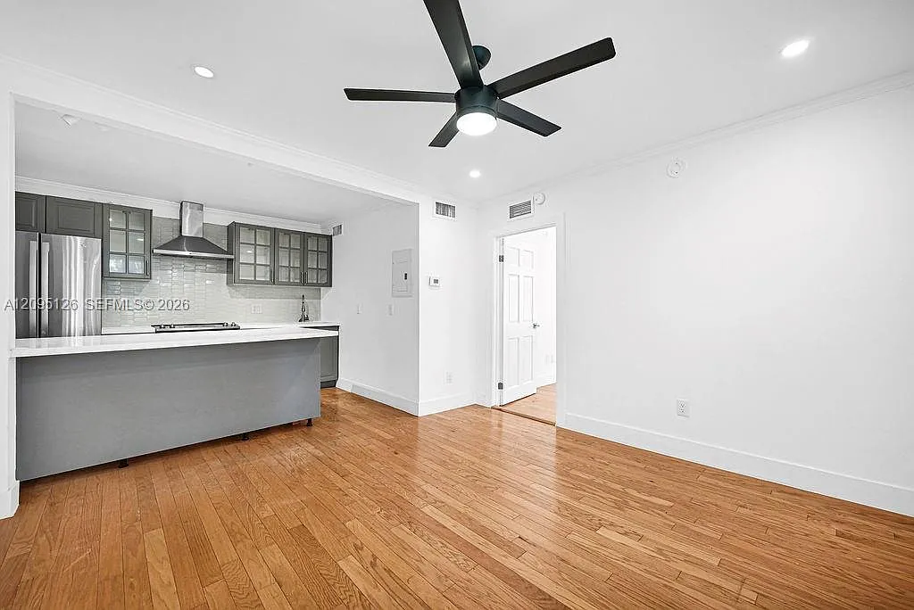 Everglades South Condo — Photo 1