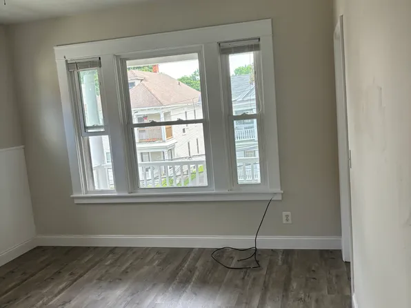 38 Kenyon Ct #40W, Utica, NY 13501