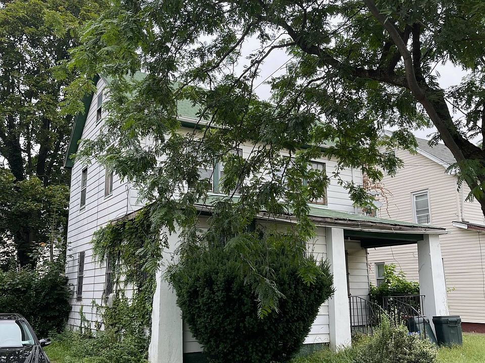 2nd image of 209-55 112th Ave