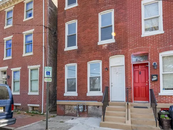 317 Academy St, Trenton, NJ 08618