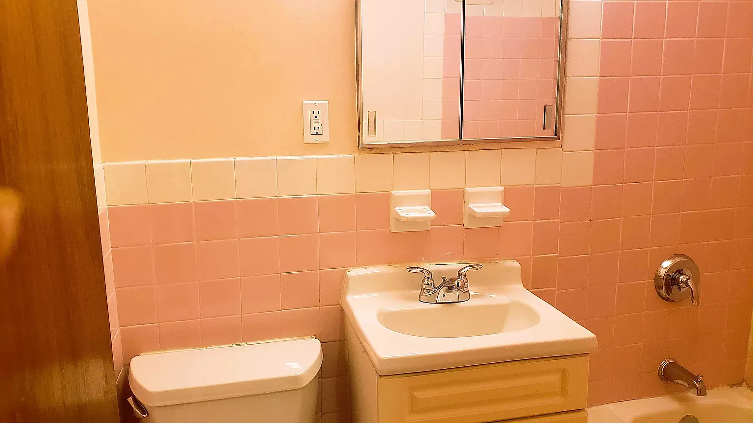 25-60 College Point Boulevard — Photo 2