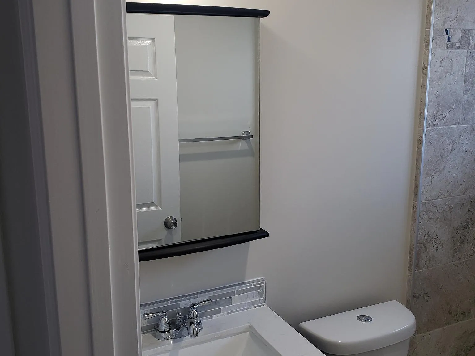 2085 Scott Blvd — Photo 4