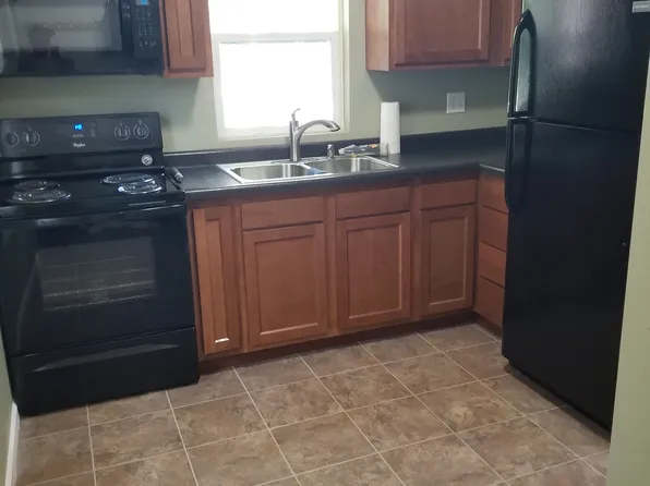 1404 E 30th St, Des Moines, IA 50317