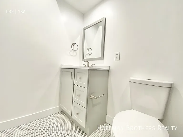 6712 Willoughby Ave #1/2 — Photo 9