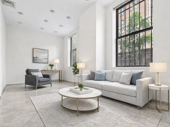 935 Park Ave #1C, New York, NY 10028