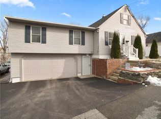 22 Field Ave, West Warwick, RI 02893