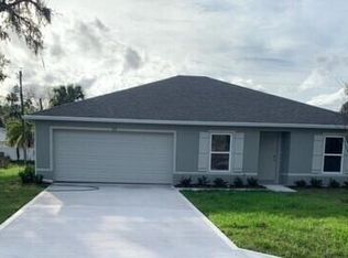 1812 Kumquat Dr, Edgewater, FL 32132