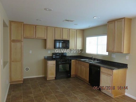 5th image of 955 Eureka Dunes Ave