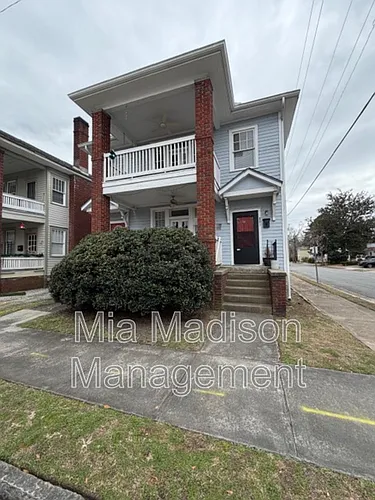 801 E 39th St Photo 1