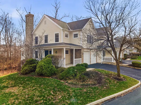 505 Serenity Dr, Gahanna, OH 43230