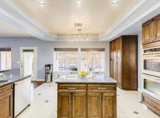 5420 Regal Peak Dr, Las Vegas, NV 89118