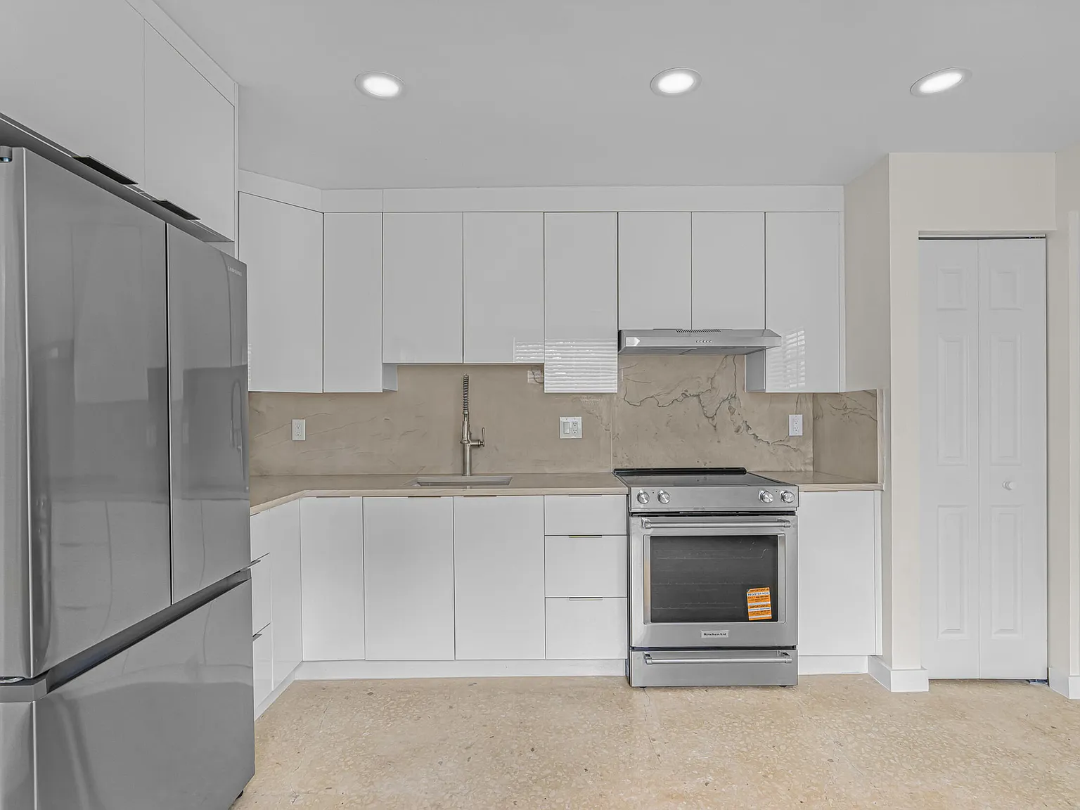 1 bed, 1.0 bath, 471 sqft, $1,600 — Photo 4