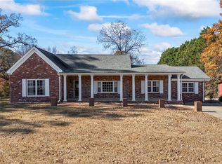 102 Mount Moriah Rd, Auburn, GA 30011