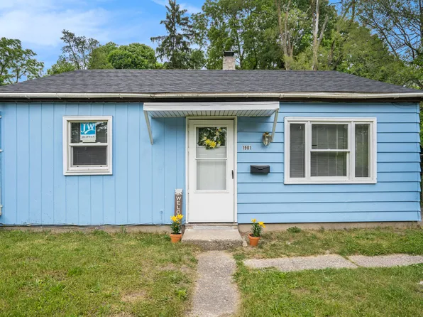 1901 Elder St, Kalamazoo, MI 49048