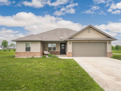1054 Thoroughfare Street, Seymour, MO, 65746