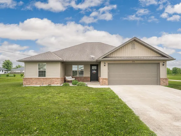 1054 Thoroughfare Street, Seymour, MO 65746