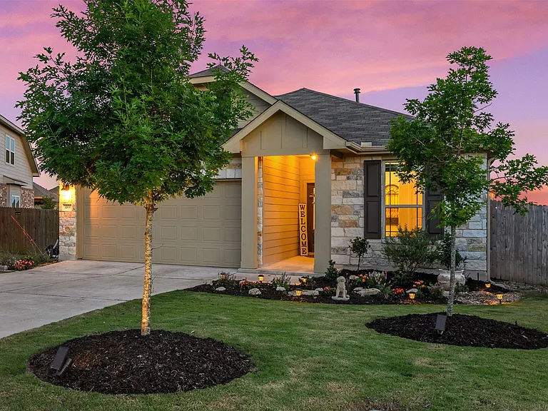 489 Shale Cir — Photo 1