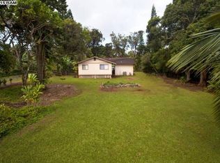 705 Kauhikoa Rd, Haiku, HI 96708