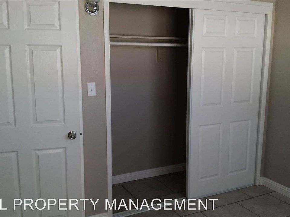 1st image of 486 North Cir APT 3