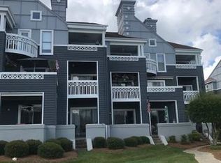 18731 Vineyard Point Ln, Cornelius, NC 28031