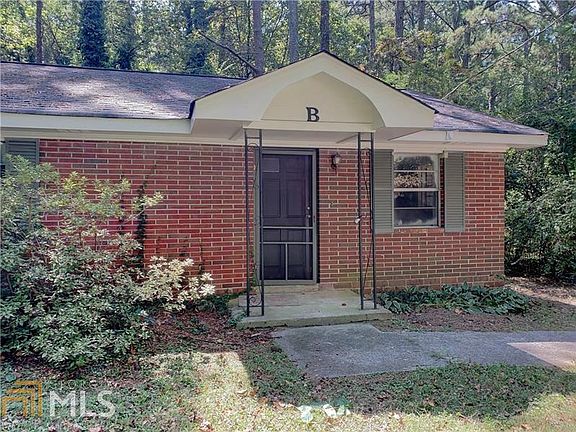 2nd image of 860 Sylvan Park Dr
