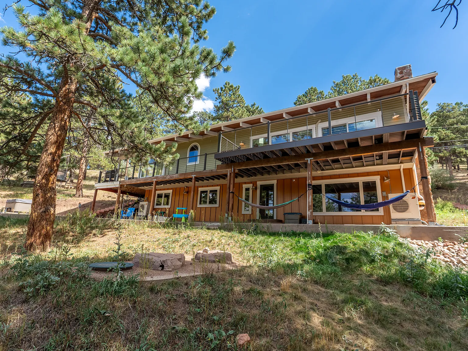 5 bed, 3231 sqft, $6,750 — Photo 3