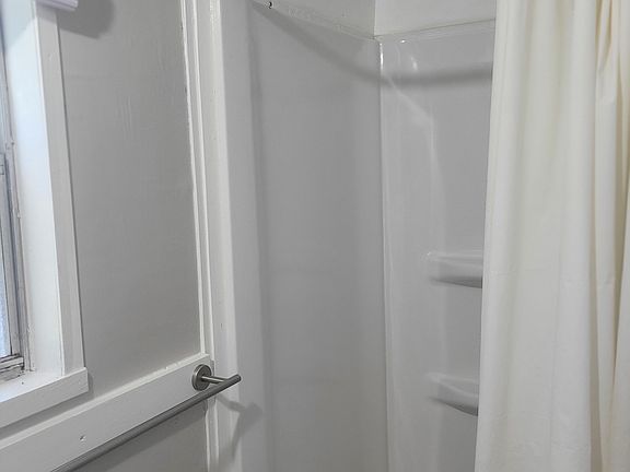 2nd image of 7429 Layton Dr