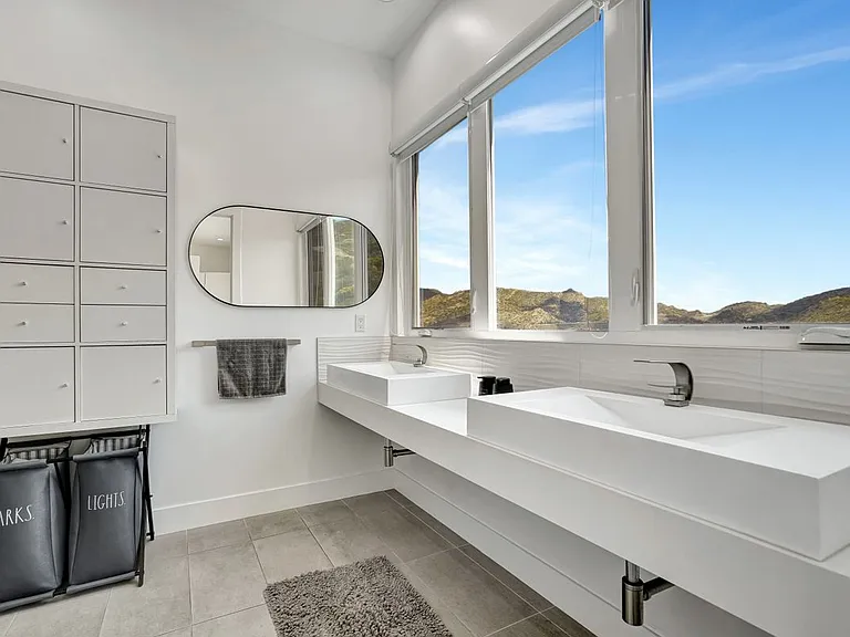 990 Alta Vista Rd — Photo 10
