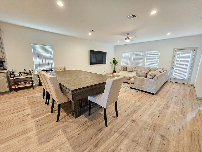 1507 Maple Ridge Dr #1 — Photo 8