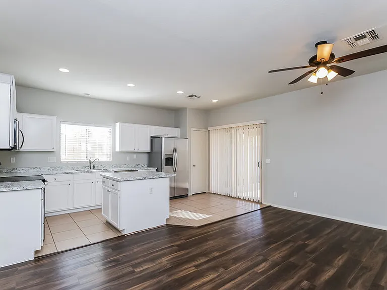 3402 N 129th Dr — Photo 5