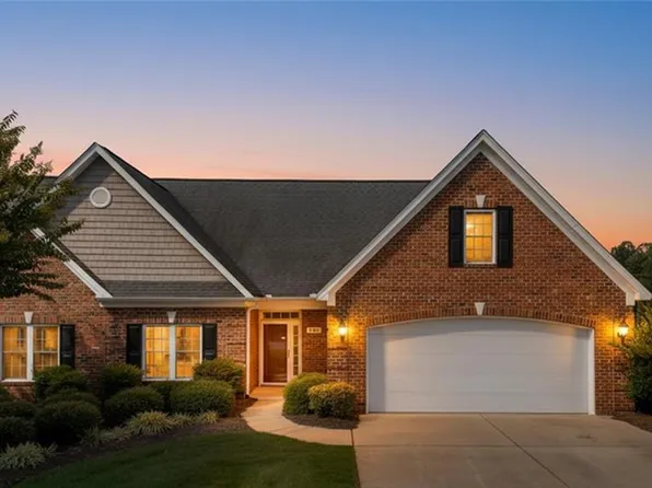 107 Sunny Pl, Reidsville, NC 27320
