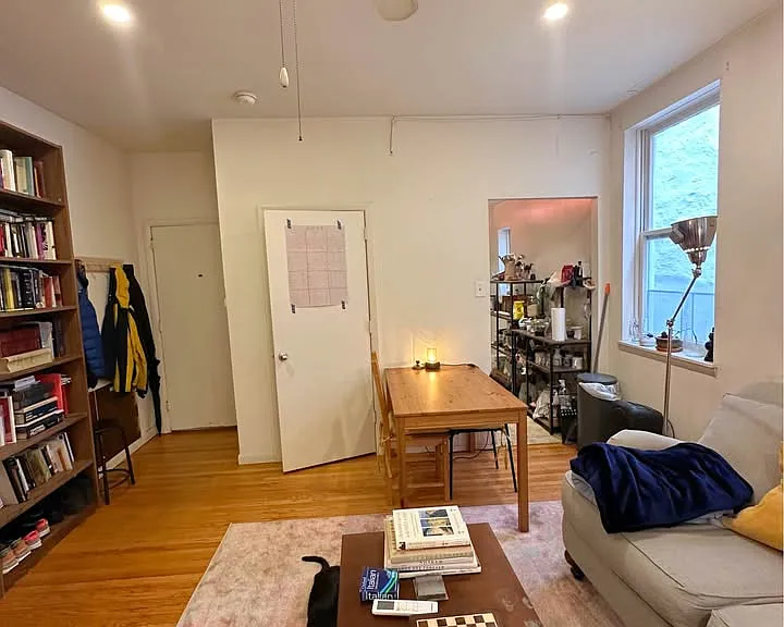 322 S 11th St #5 — Photo 3