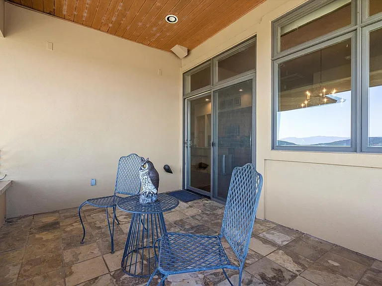 1908 Kahala Sunset Dr #G — Photo 24
