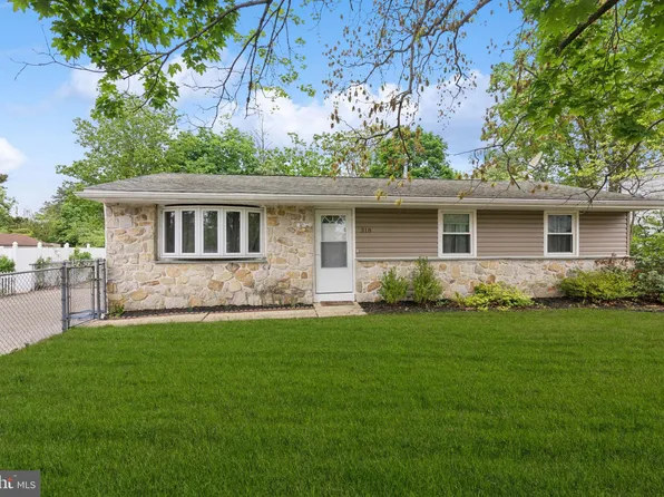 318 Spring Lake Blvd, Browns Mills, NJ 08015