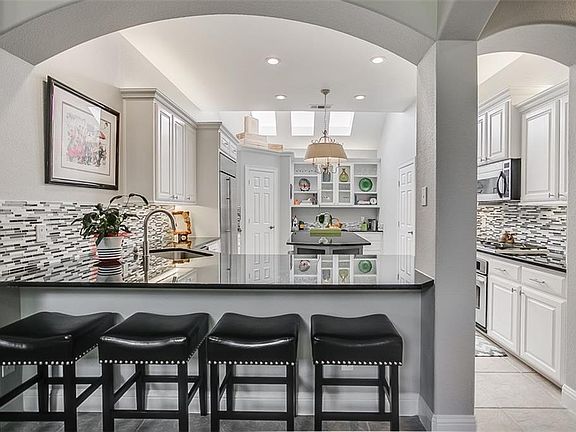5th image of 3701 Milano Ln
