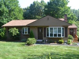 31 Saddleback Hill Rd, Bellingham, MA 02019